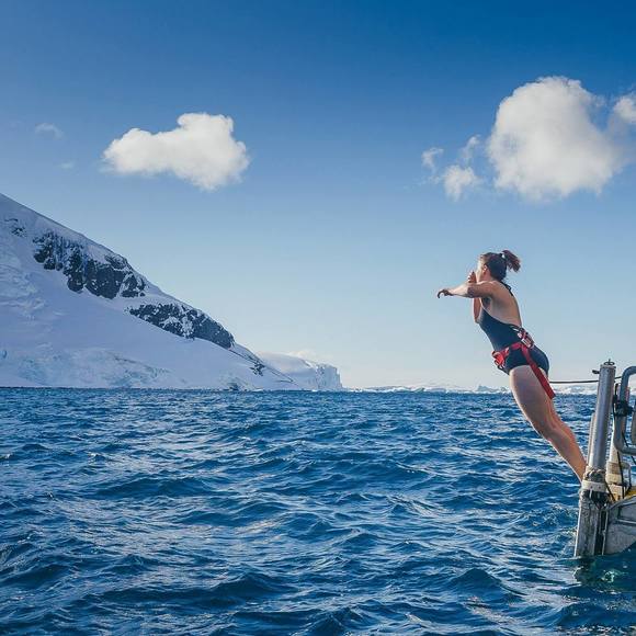 Meet your Posher, Alyssa - Picture 1 of 1